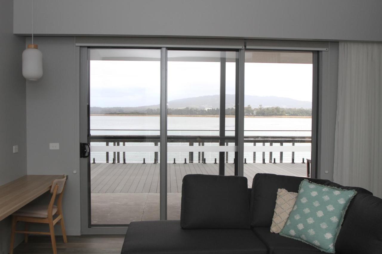Waterfront Apartments เดวอนพอร์ต ภายนอก รูปภาพ